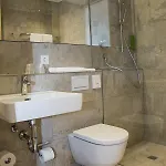 Engener Hoehe 4* 엥겐