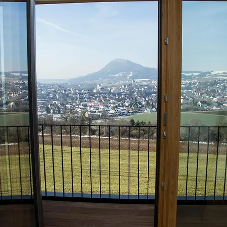 Engener Hoehe מלון אנגן